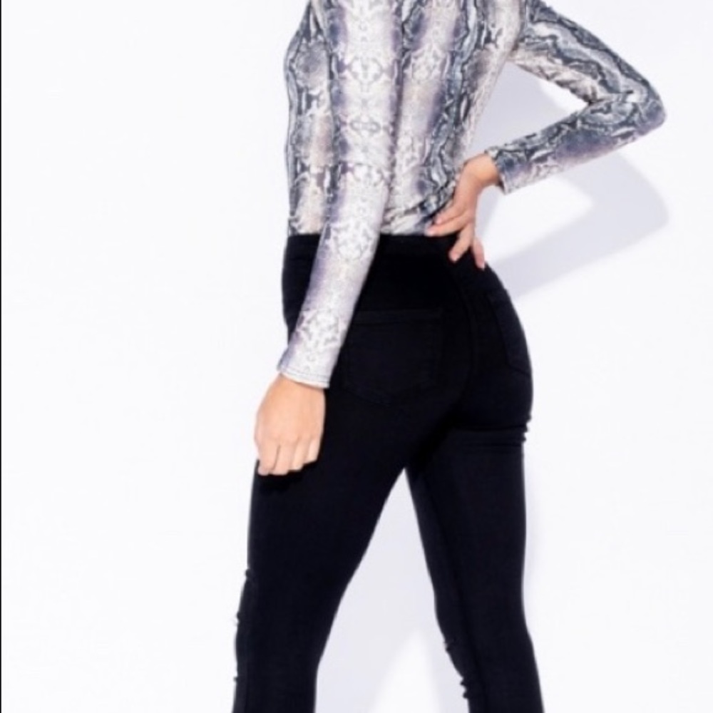 Fashionable Bodysuit